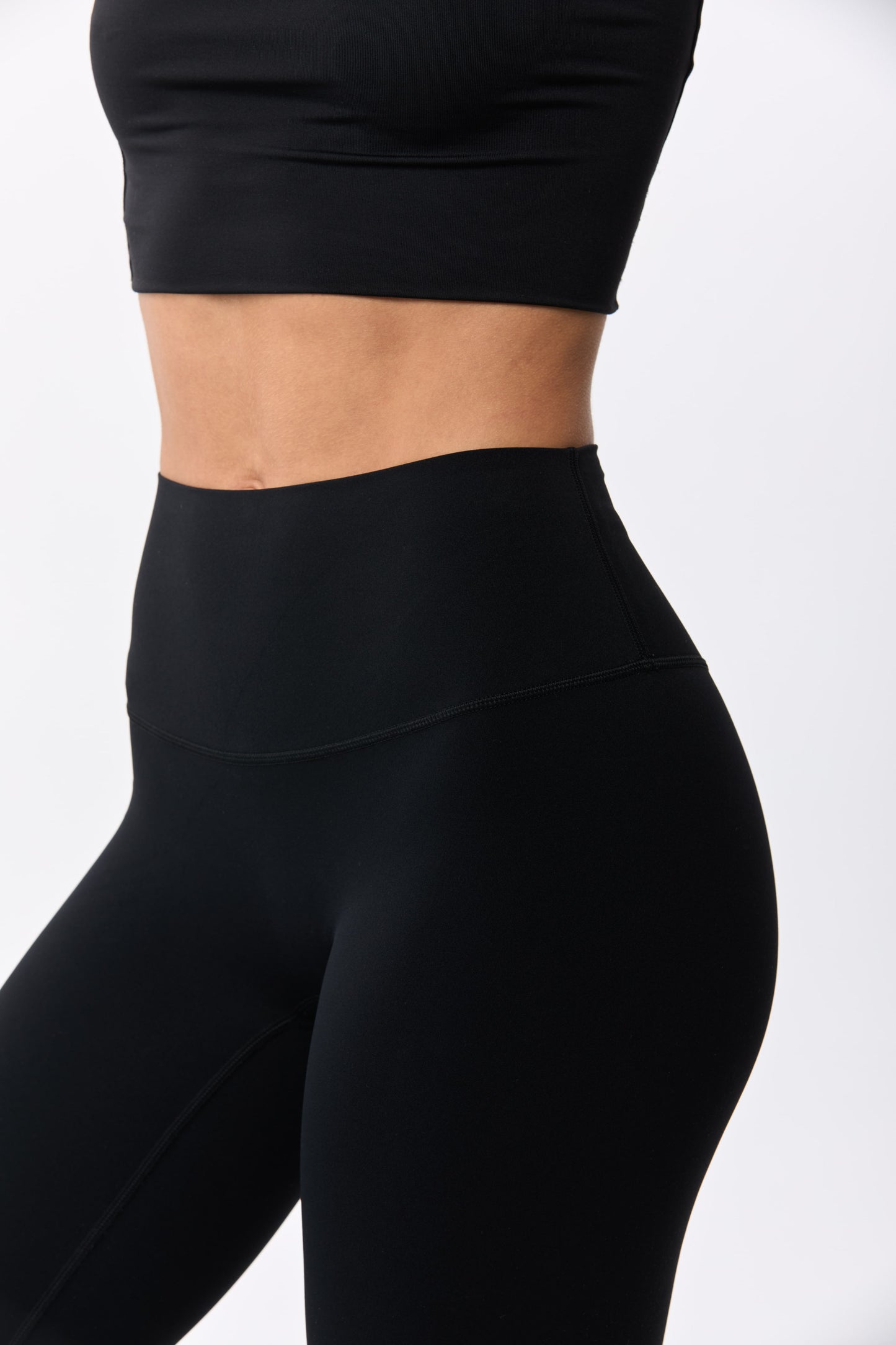 Performance - Full Length Leggings with Back Pocket