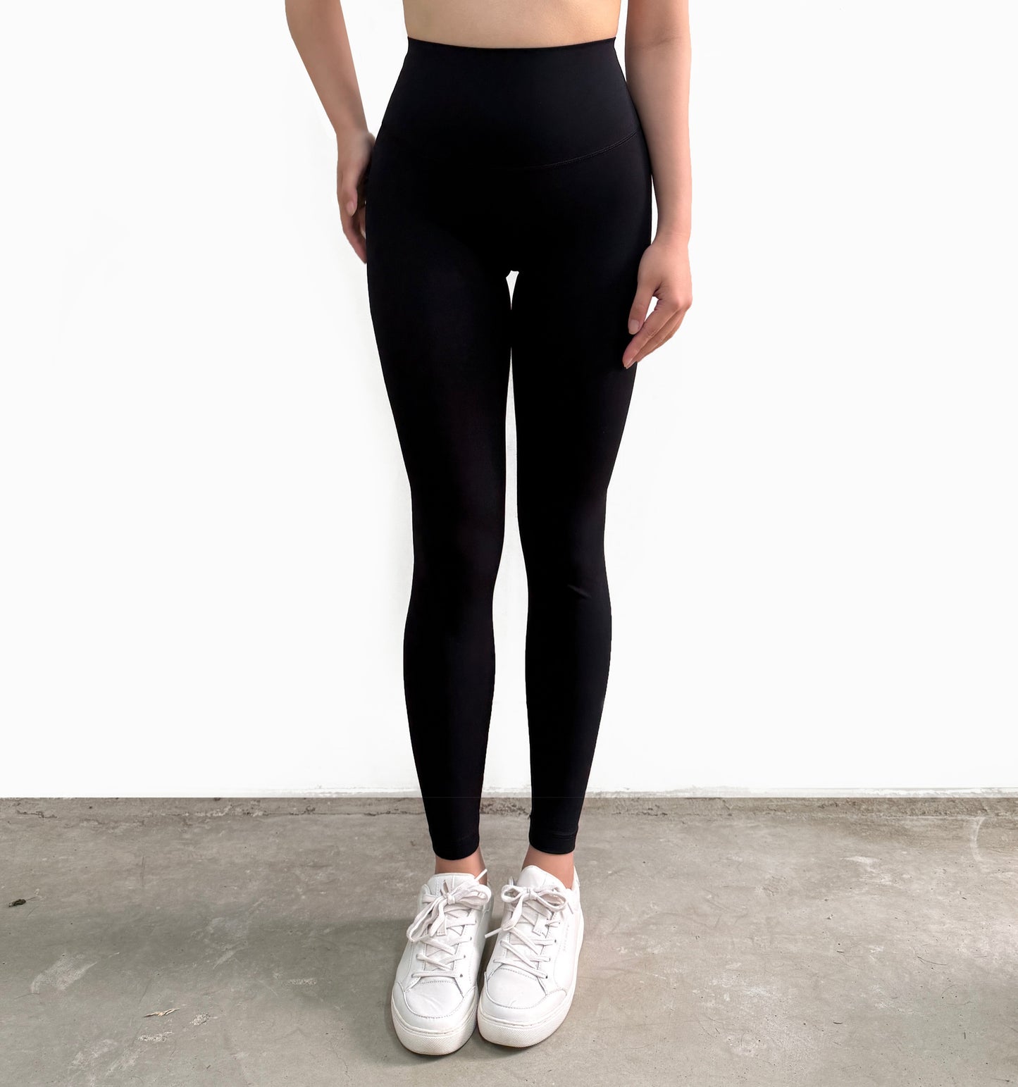 Performance - Full Length Leggings with Back Pocket